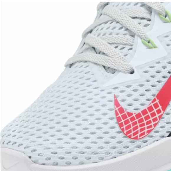 Nike Metcon 6 Women Shoes Football Grey Flash Crimson AT3160 020 MultiSizes - Picture 4 of 11